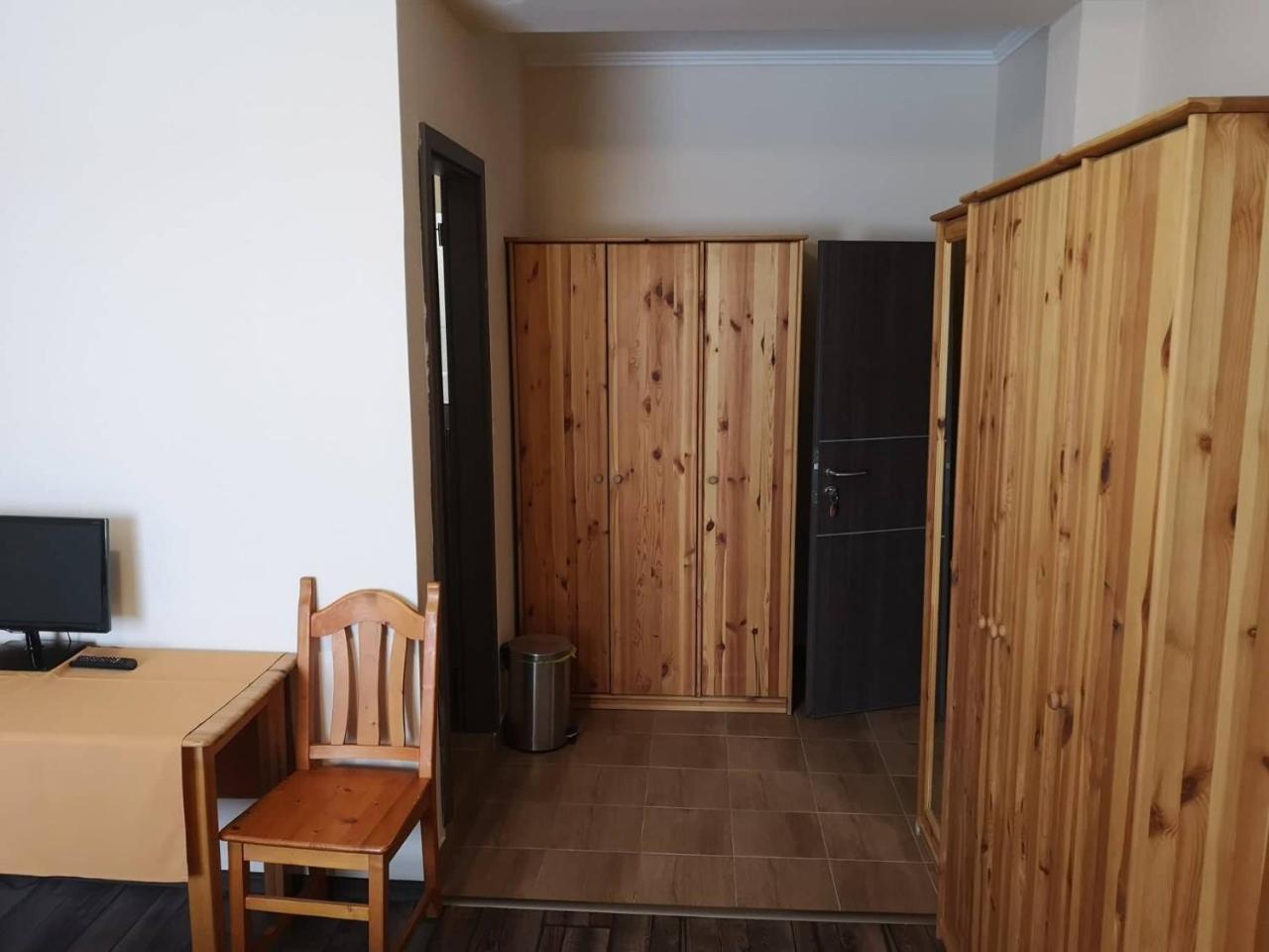 Kek Laguna Panzio Dombrad Экстерьер фото